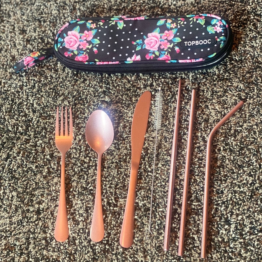 Topbooc Flateware set